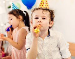 Aniversário durante o ano letivo: fazer ou esperar as férias? - Espaço Kids Buffet
